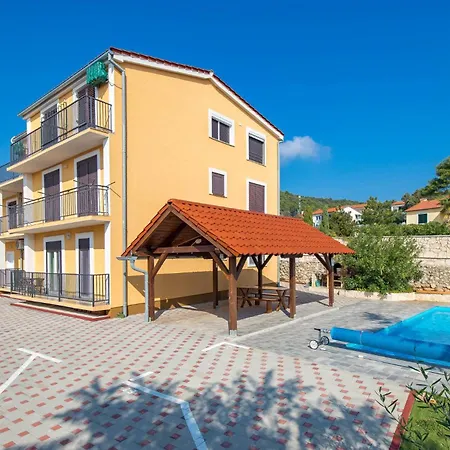 In Barbat With Wifi 아파트 *